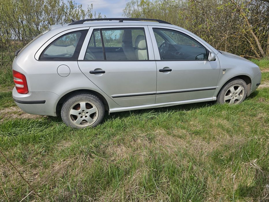 Skoda Fabia Elegance 2001 | 1,4 benzina | distributie noua