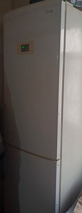 Холодильник в хорошем состоянии