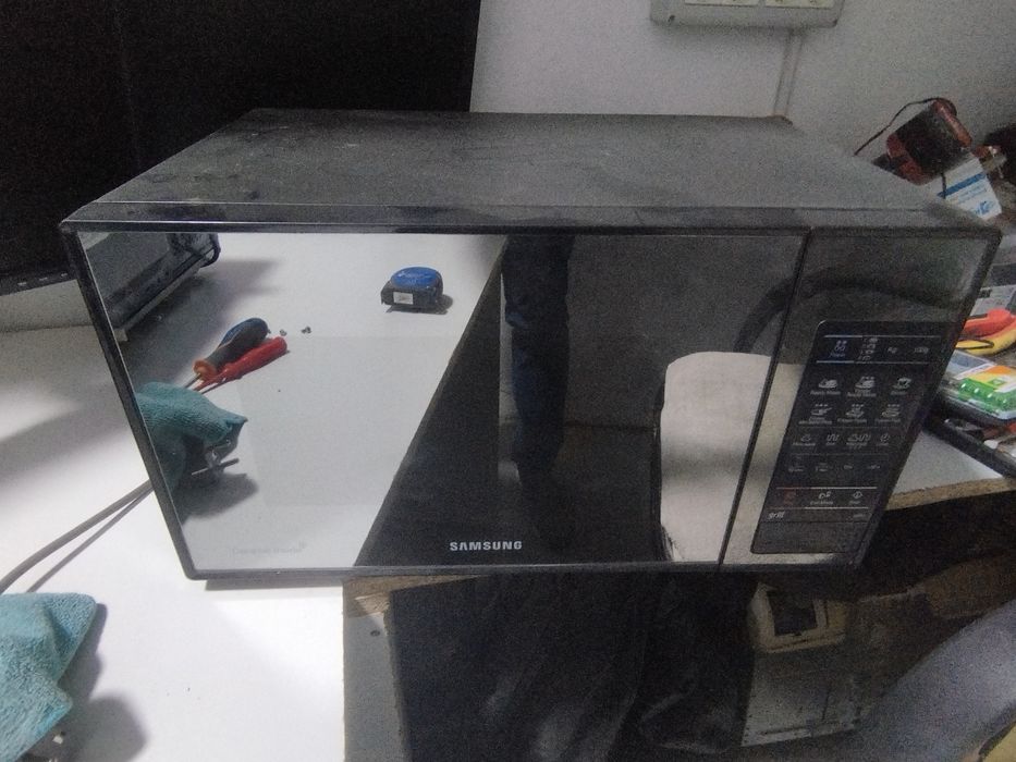 Piese cupoare cu microunde.