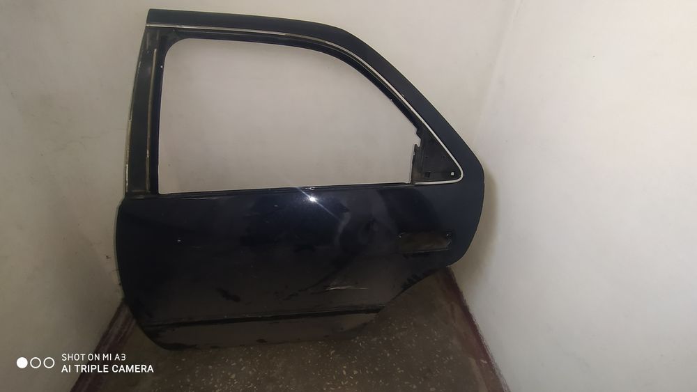 Продам дверь на Камри 20