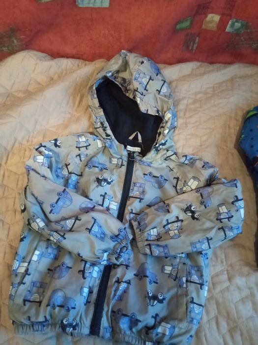 Пролетно- есенни якета - 3-4,2-3 години и едно дънково яке-110см