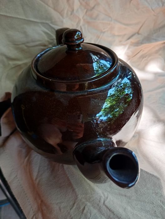 Голям керамичен английски чайник винтидж