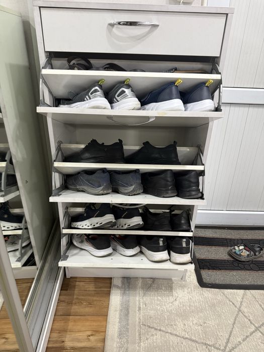 Обувница.         .