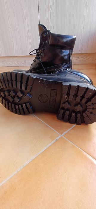 Продам   ботинки