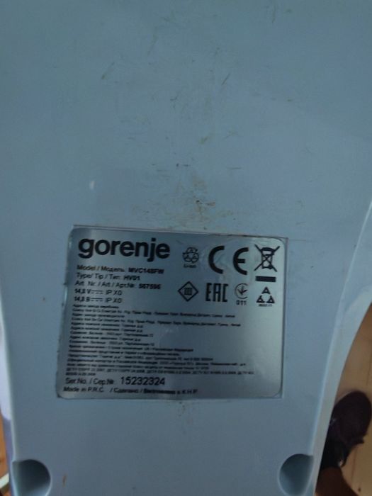Aspirator auto portabil autorulota cu baterie fara fir