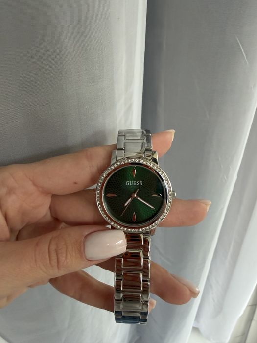 GUESS  Часовник с верижка от стомана, Сребрист