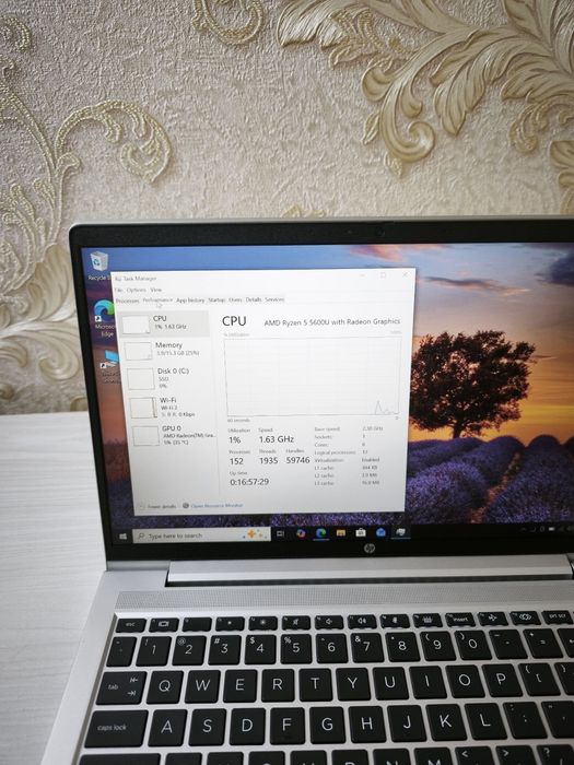 HP ProBook 445 G8  16/512
      Metall korpus