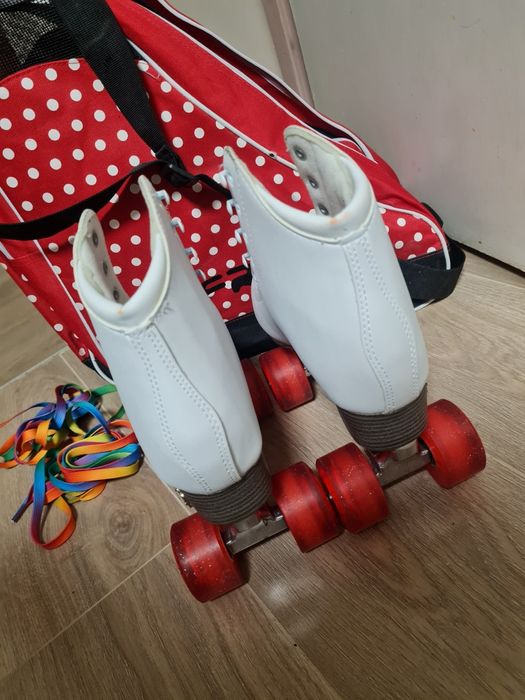 Rookie- ролери (Classic II White Quad Roller skates)