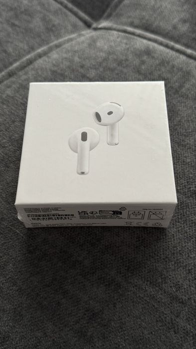 Casti AirPods 4
