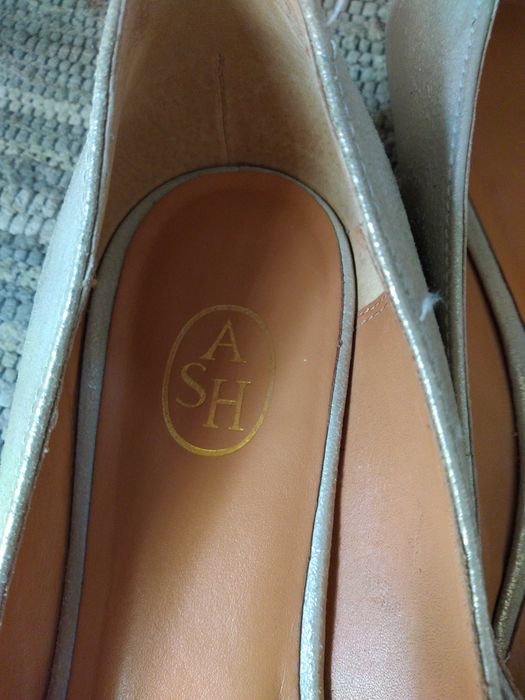 Елегантни дамски обувки, размер 39