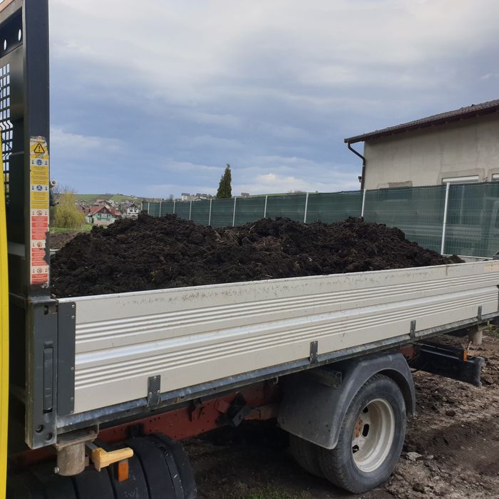 Pamant negru vegetal gradina gazon transport nisip pietris gunoi de gr