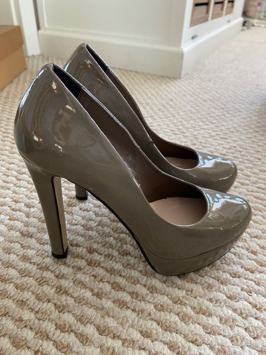 Pantofi eleganți înalți piele ca noi
