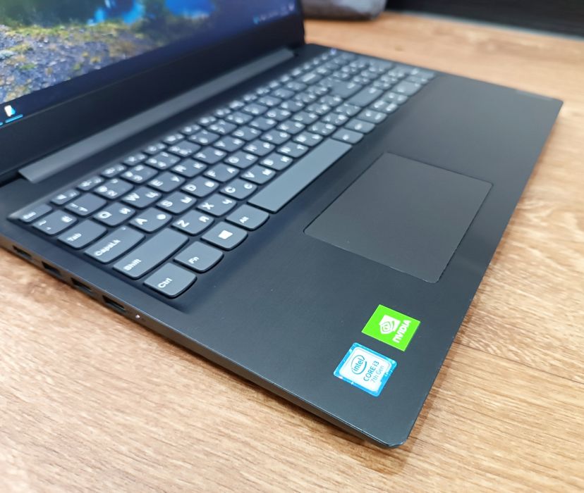 НОУТБУК Lenovo + Сумка i3/SSD/Nvidia.