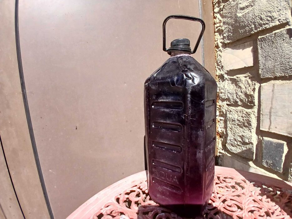 Must Struguri purpurii inchisi 10 lei/1 L, bogat in Resveratrol