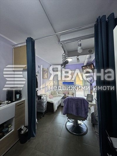Продава се Магазин в Варна, Окръжна болница - 25 кв.м за 2200 €/кв.м - Снимка #2