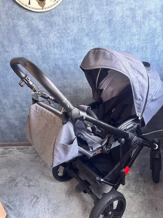 Детска количка + столче за кола