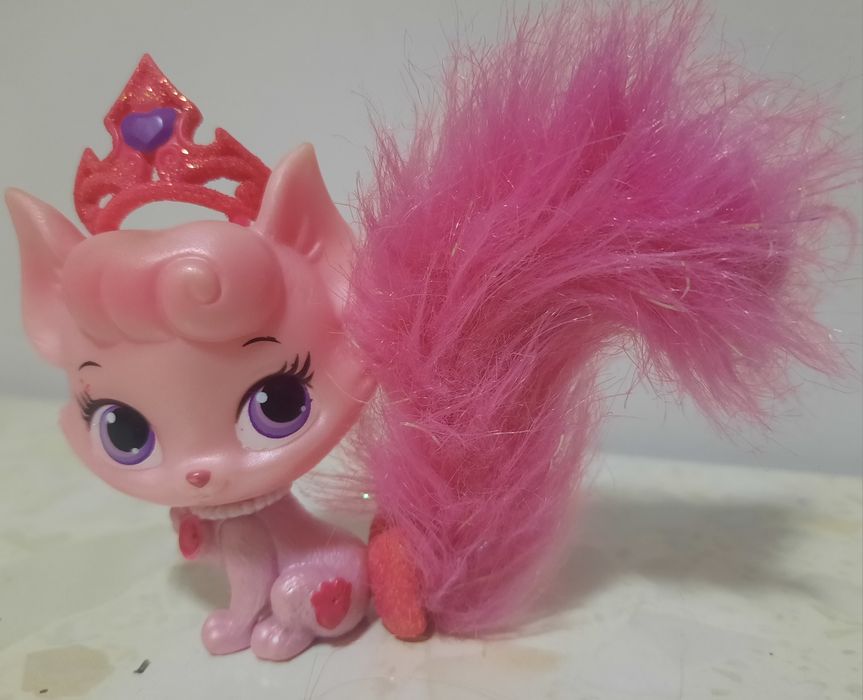 Котёнок Бьюти, питомец Принцессы Авроры