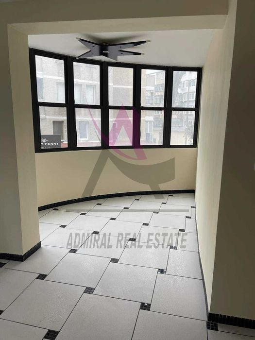 Продава се Многостаен апартамент в Варна, Спортна зала - 136 кв.м за 2273 €/кв.м - Снимка #2