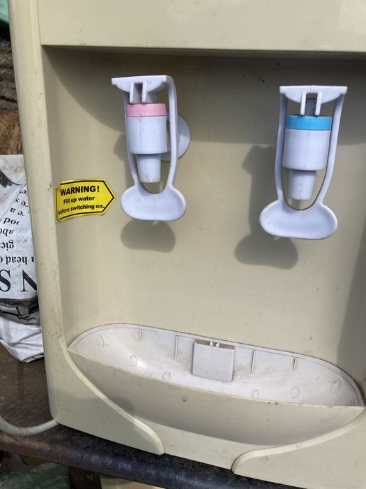 Продам кулер  с подогревом