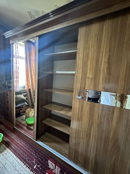 Спальный гарнитур