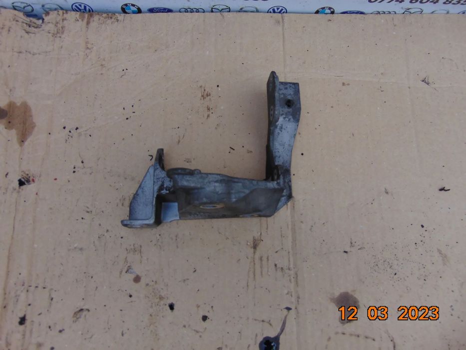 Suport carcasa termostat Renault Master 2.3 Opel Movano 2.3  suport teava conducta apa