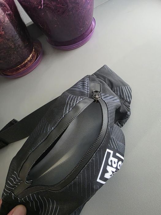 Мъжка чанта за кръст