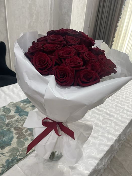 дайын адемы кызыл розалар
