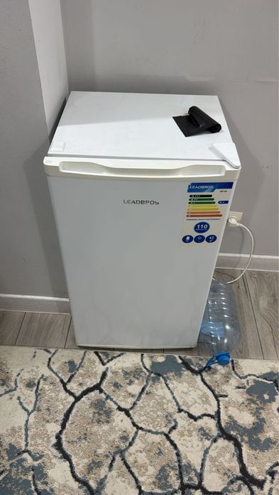 Мини холодильник 80см