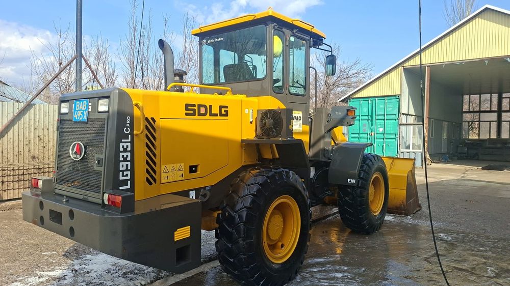 Пагрузчик 2 кубов