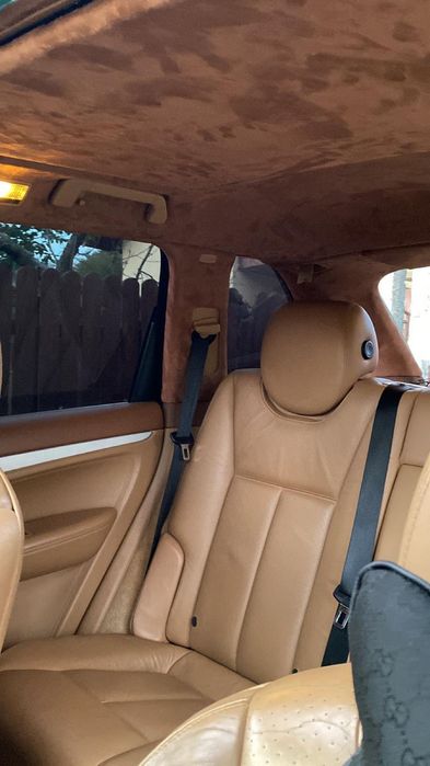 Retapițare plafoane auto