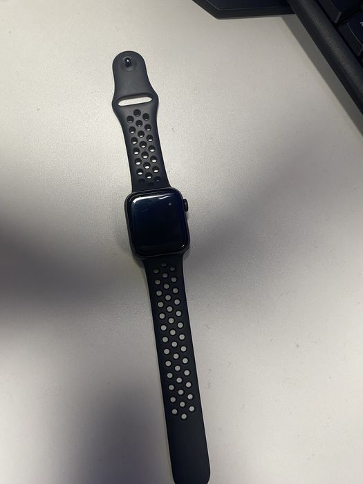 Apple watch SE  40mm