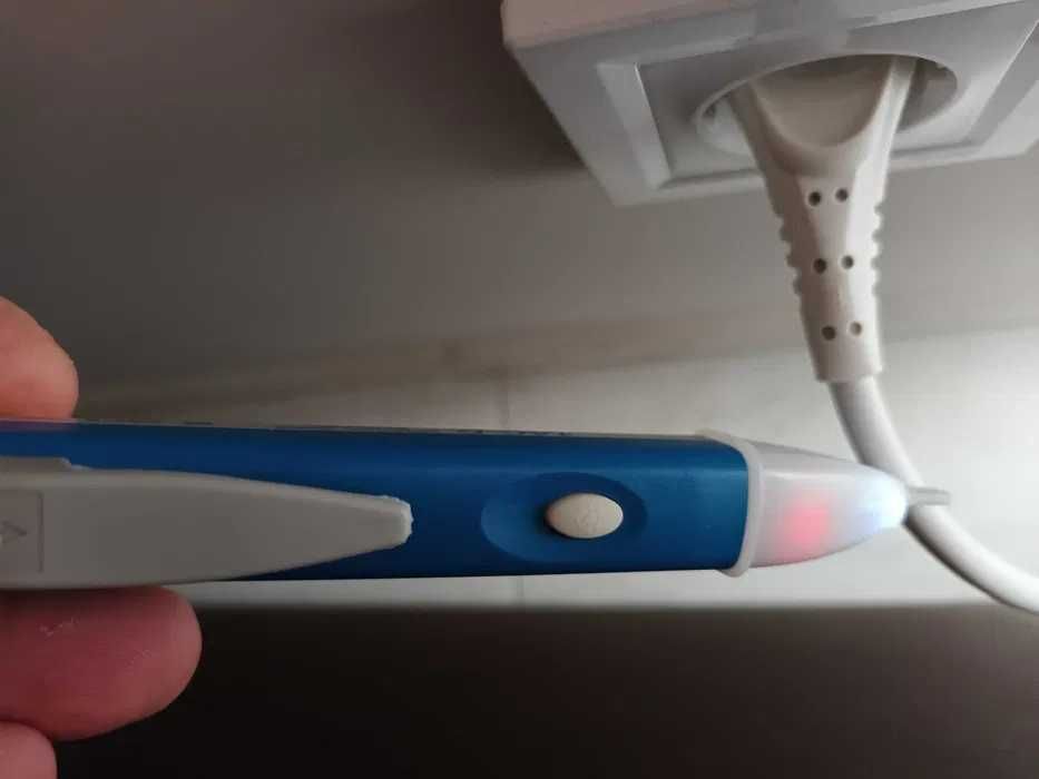 Фазомер безконтактен, нов, звуков и светлинен сигнал