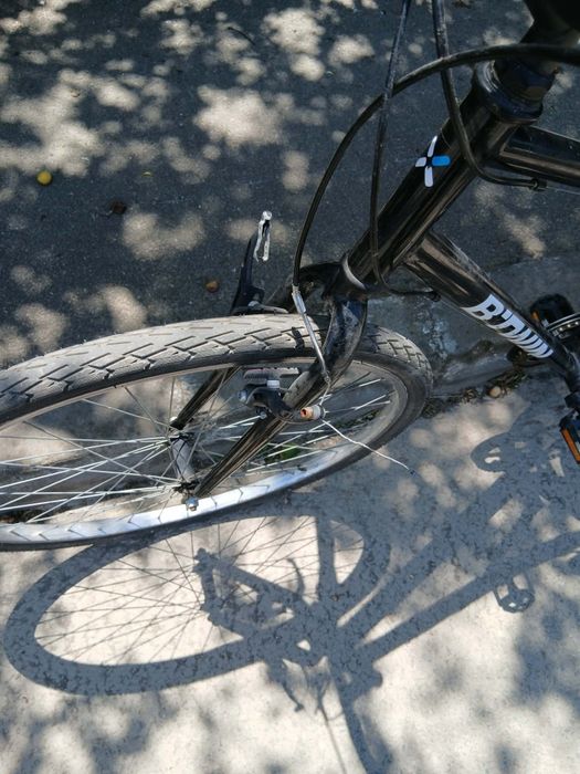 Vand bicicleta in stare buna