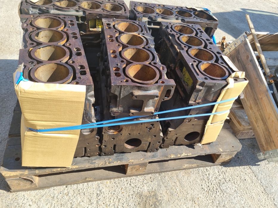 Blok motor Caterpillar Perkins