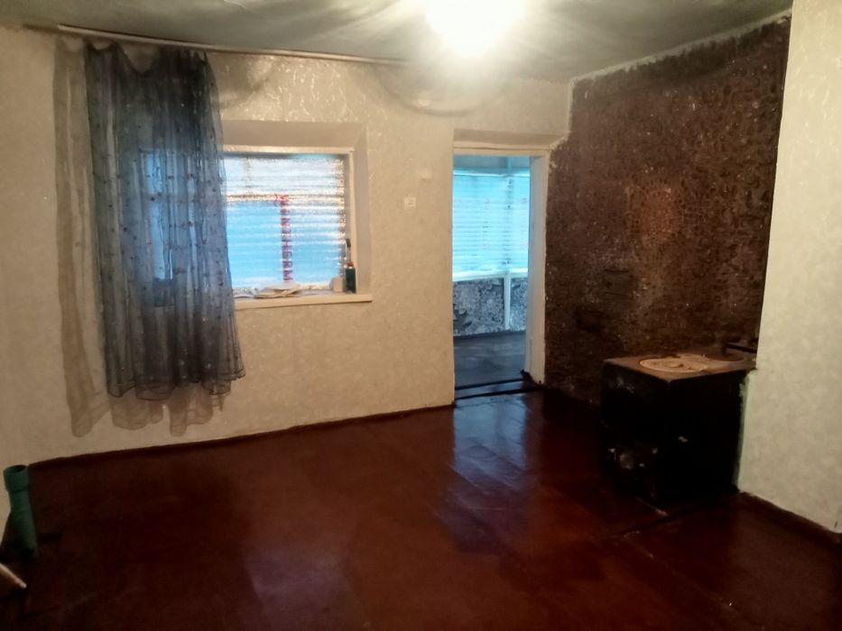 Продам  трехкомнатный г.Шу