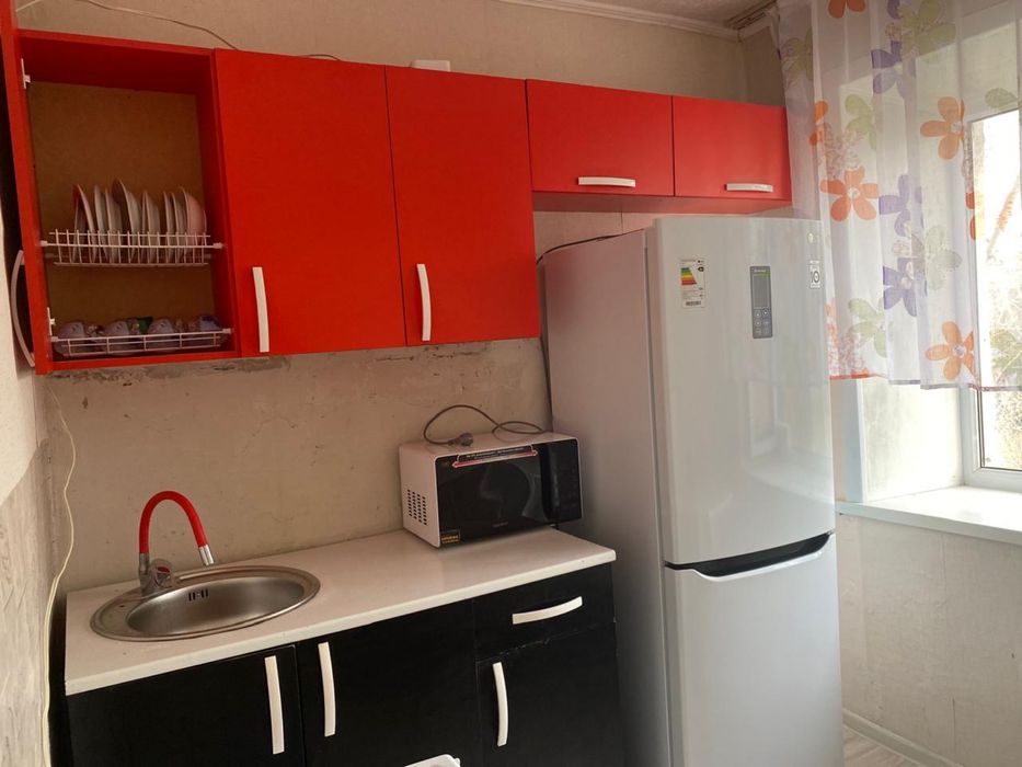 Сдается квартира в 12 микрн