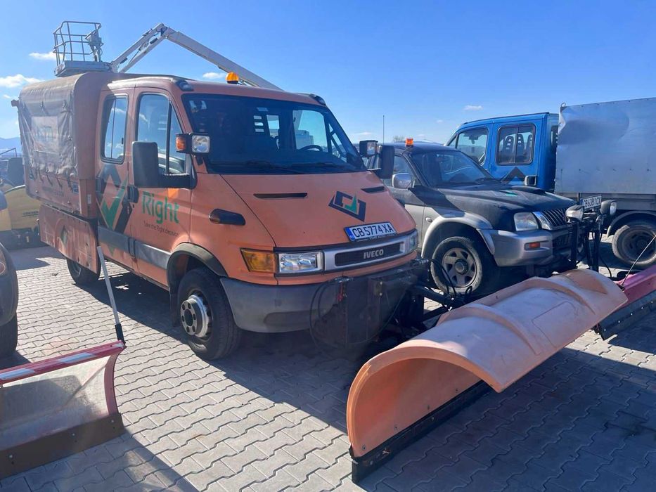 Товарен автомобил Iveco Daily