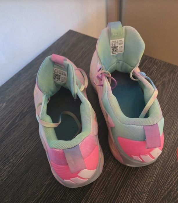 Adidas Anthony Edwards
