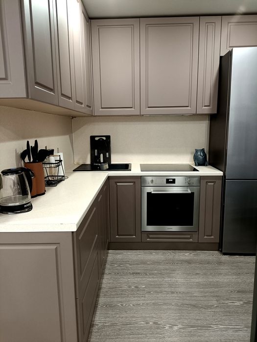 Студия с камином