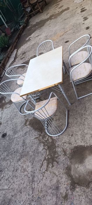 Sifatli stol stullar buyurtma olishni boshladik