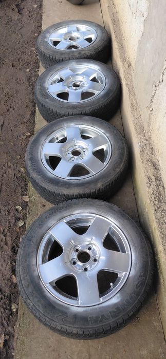Vând jante pe 15