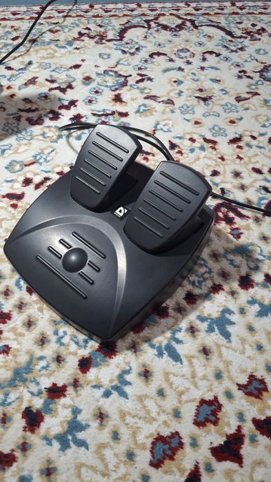 Руль Defender Challenge mini LE