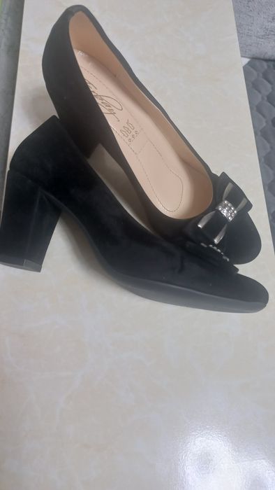 Продам туфли каблуках