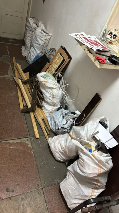 Debarasare mobila, saltele, coltare, golire apartamente etc.