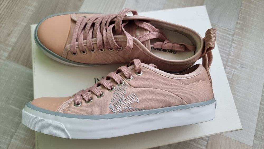 Adidași Emporio Armani