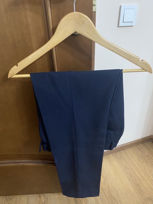 Костюм тройка