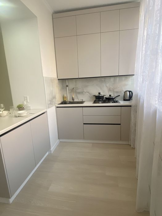 Посуточно 1 комн ЖК КОСМОС