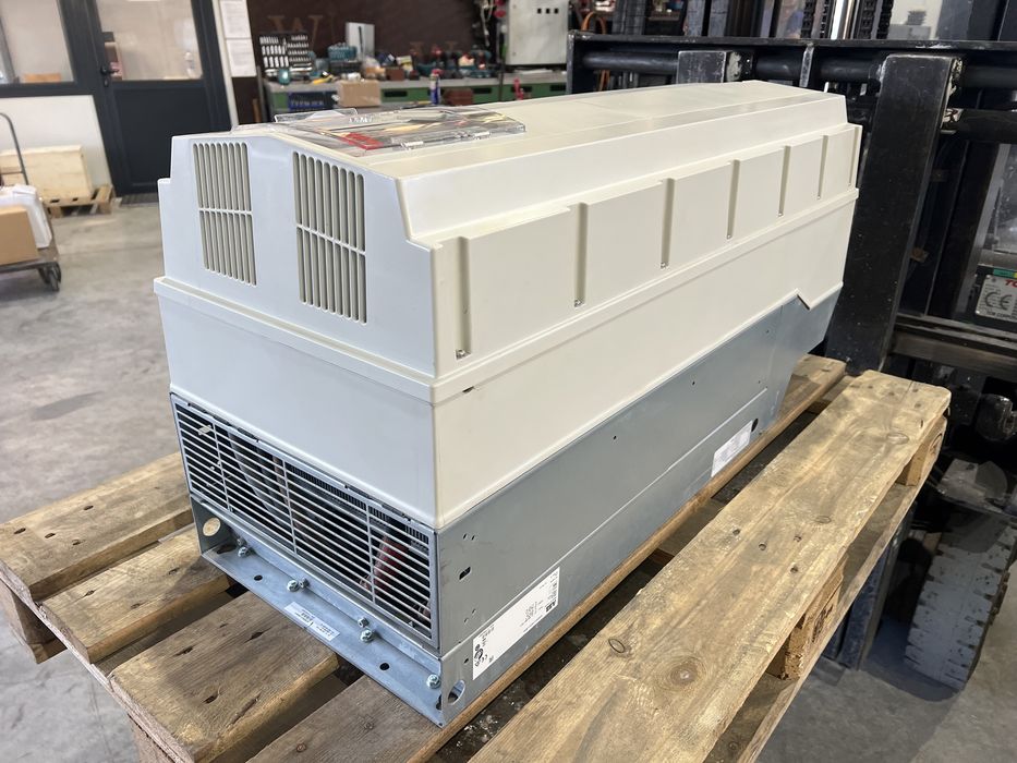 Честотно управление ABB 200 kW/кВ/честотен регулатор