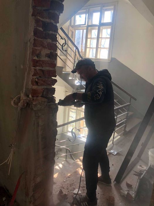 Кърти Чисти Извозва София | Къртене на баня | Извозване на отпадъци