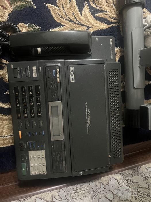 Panasonik faks KX-F230